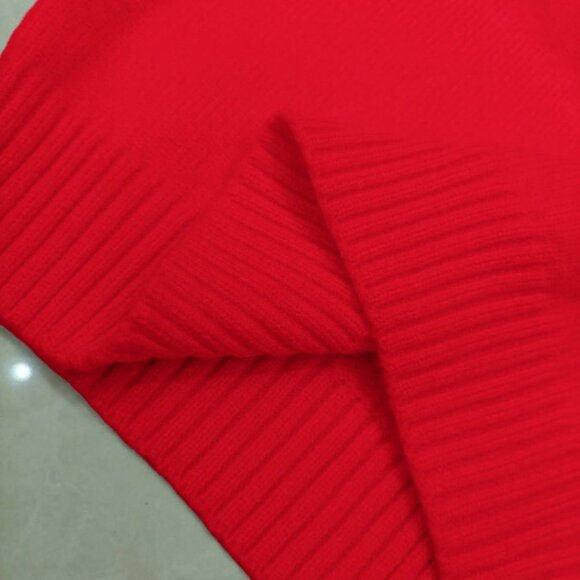 Red Women's Patchwork Fuzzy Trim Collar Fitted Long Sleeve Sweater - Picture 7 of 8